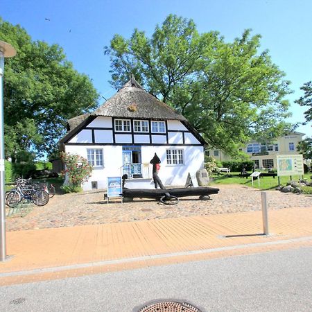 Fewo Mit Meerblick, Gratis Nutzung Vom Ahoi Erlebnisbad Und Sauna In Sellin - Haus Blick Zur See Fewo 11 Goehren  Extérieur photo