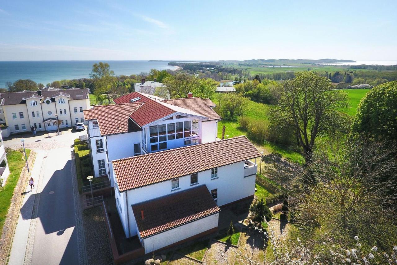 Fewo Mit Meerblick, Gratis Nutzung Vom Ahoi Erlebnisbad Und Sauna In Sellin - Haus Blick Zur See Fewo 11 Goehren  Extérieur photo